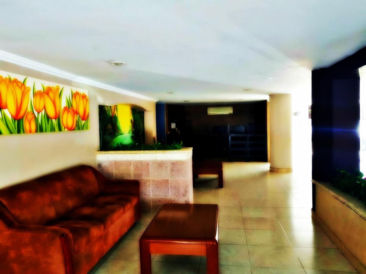 Hotel Graham Вильяэрмоса Экстерьер фото